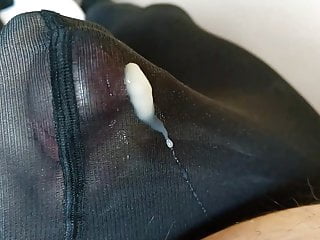 Wanking Spill in Black Tights 