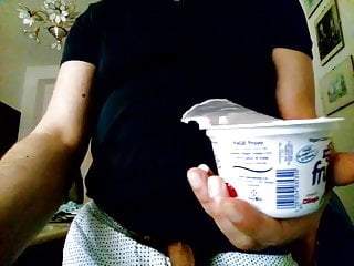 Kocalos - Pissing and yogurt.