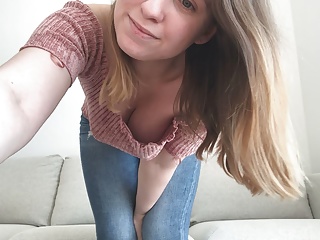 Hello, I am Lisa 18yo German Teen. Big tits, tight Pussy :)