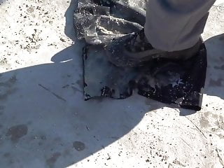 crushing wet soil on black skirt &amp; washing
