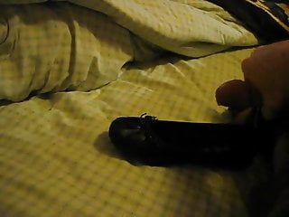 cumming in wife&#039;s shoes
