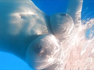 Underwater boobs...