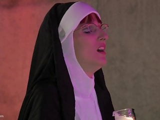 Nun-Priest Sex, ReligiousHoliday Special!