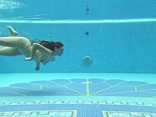 Big Tits Bikini, Under Water Show, Boob Babes, Big Bootys