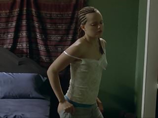 Mena Suvari - &#039;Stuck&#039; 02