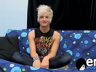 Emo Twink Austin Mitchell Gives His Cock A Good Wanking