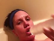 Housewife blows and fucks dildo