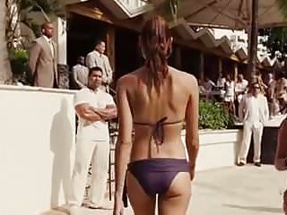 Gal Gadot bikini clip