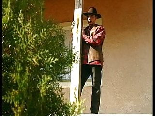 deutscher Soldat bumst Asiatsches foetzchen wund - Bild 2