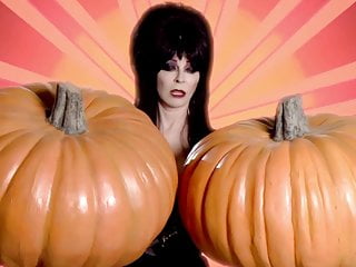Elvira 2 Big Pumpkins...