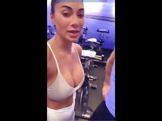 Nicole Scherzinger Showing Big Cleavage In White Top...