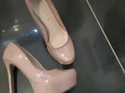 Cumshot On GF's Nude Heels