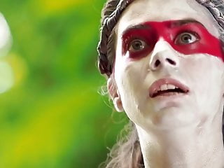 lorenza izzo green inferno