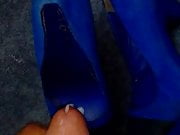 Bonitos tacones shoejob blue high heels cumshot