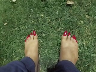 Red Toes, Grass, Video One, Red