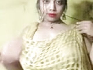 Big boob show bangali boudi