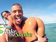 Shake The Snake - Cute Milf Amy Lee Fucked in Vacations