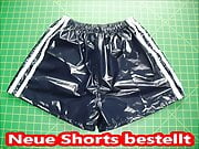 Meine Neue Glanz Shorts