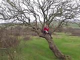 ESSEX GIRL LISA PUBLIC FLASHING PUSSY RUBBING OUTDOORS