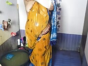 Hot-ranu ki first time shower