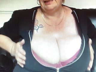 Huge Saggy Boobed Mature