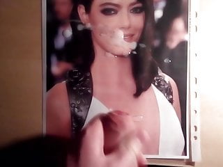 Cumtribute 3 on emma stone...