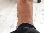 The Delicious Feet Of The Bossybritt 