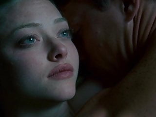 Celebrity, Amanda Seyfried, John, Dear