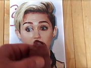 Tribute Miley