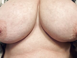 Show, Pussy Tease, Big Nipples, Mature