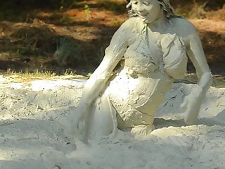 Bikini Girl, Mud Girl, HD Videos, Bikinis