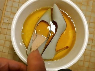 Pissing In Stiletto High Heels Many Times (Soaking In Piss)