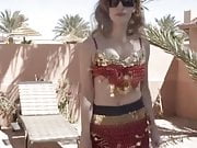 Jessica Chastain sexy belly dance 