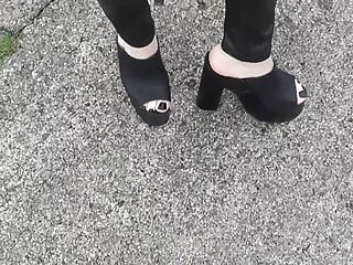 high heel platforms crushing