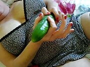 Saska cucumber play 