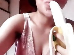 banana girl...