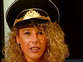 Blondes geiles deutsches Teen beim Porno Schnupper Casting  - Bild 1