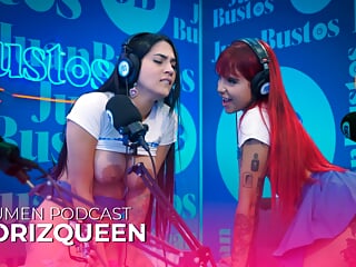 Florizqueen is SPEECHLESS from cumming so much in the sex machine in Juan Bustos Podcast!