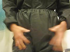 the noisy return of the sauna suit , and loving it