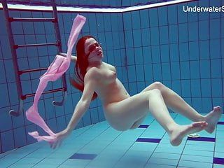 Hottest underwater tight babe simonna...