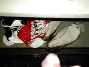 shoes, clothes pissing