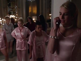 Emma Roberts, Skyler Samuels, Black Girl, Beauty